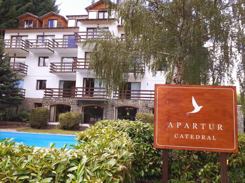 Apartur Catedral Aparthotel San Carlos de Bariloche Exterior photo