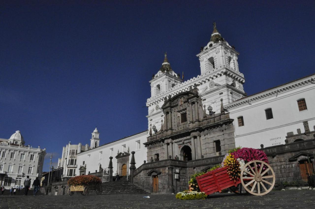 Mercure Alameda Quito Exterior photo