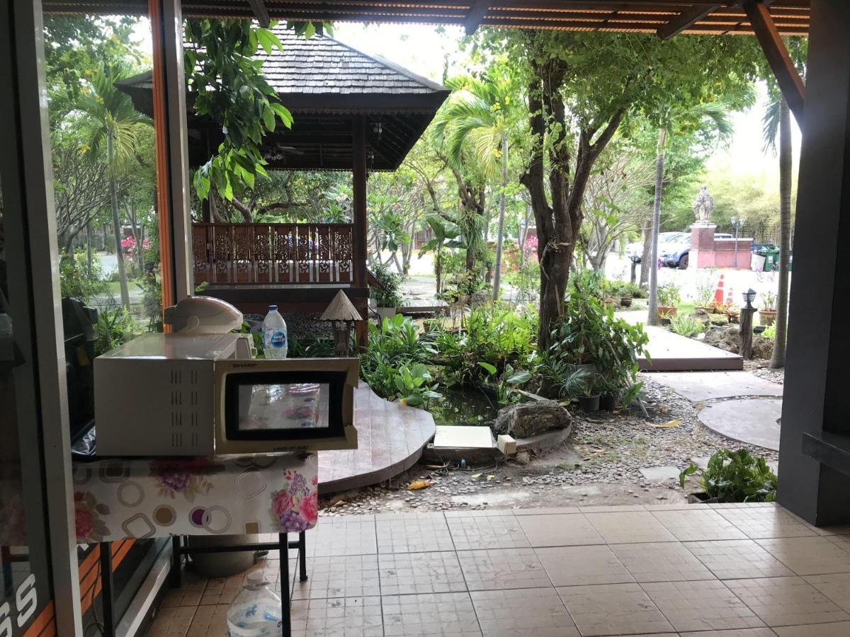 Iyara Apartment Rayong Exterior photo