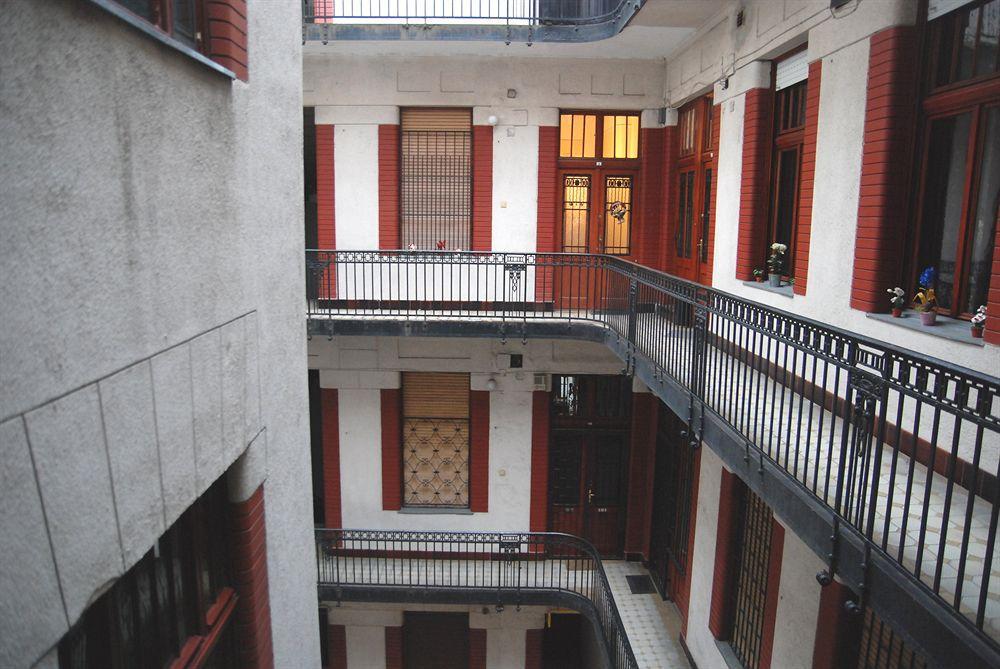 Ferenciek Tere Apartments Budapest Exterior photo