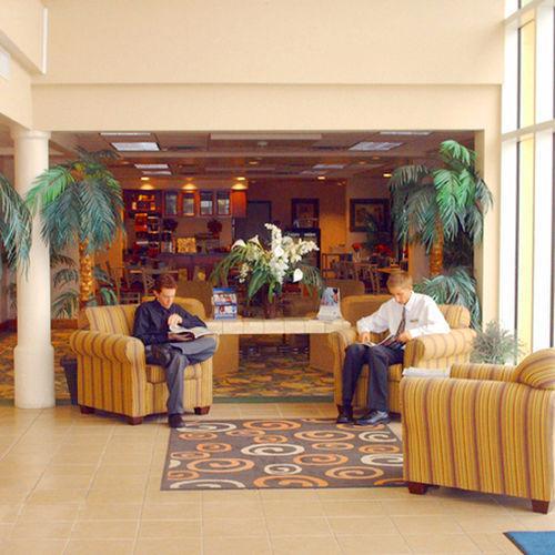 Main Stay Suites Of Fort Myers Interior photo