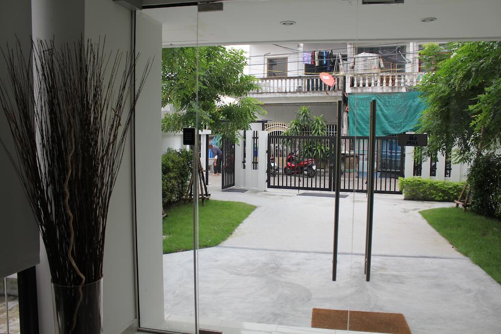 Utd Aries Hotel & Residence Bangkok Exterior photo