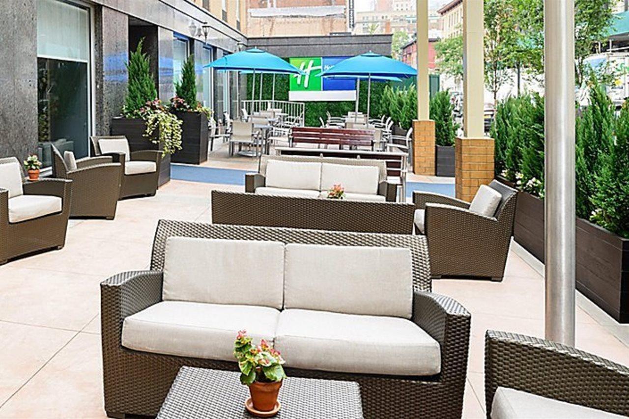 Holiday Inn Express New York City Chelsea, An Ihg Hotel Exterior photo