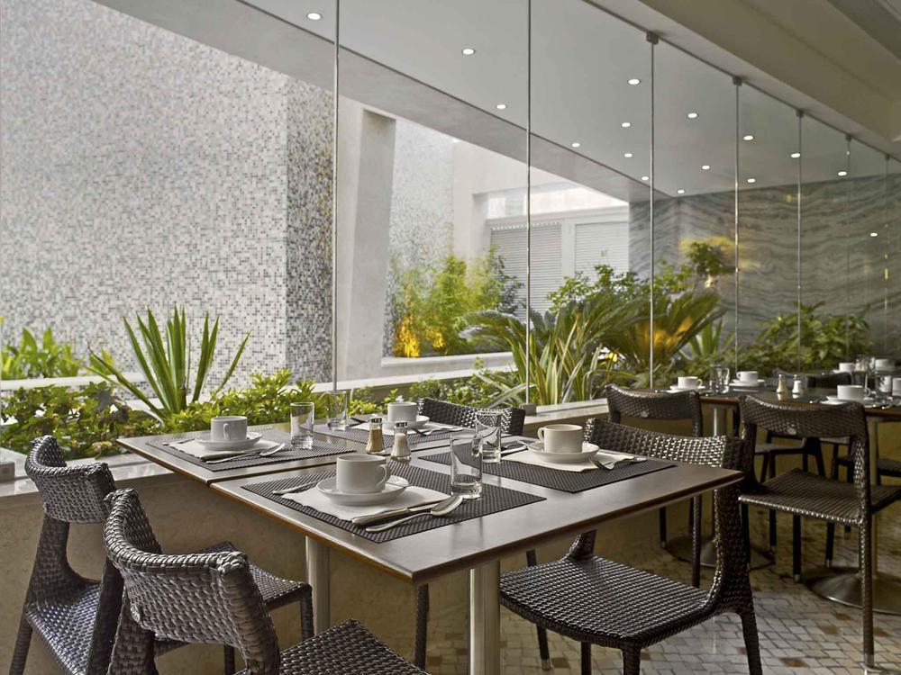 Hf Fenix Garden Hotel Lisbon Restaurant photo