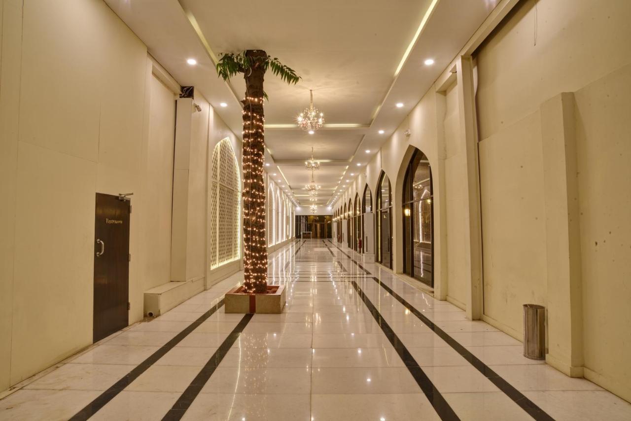 Pearl Continental Hotel, Karachi Exterior photo