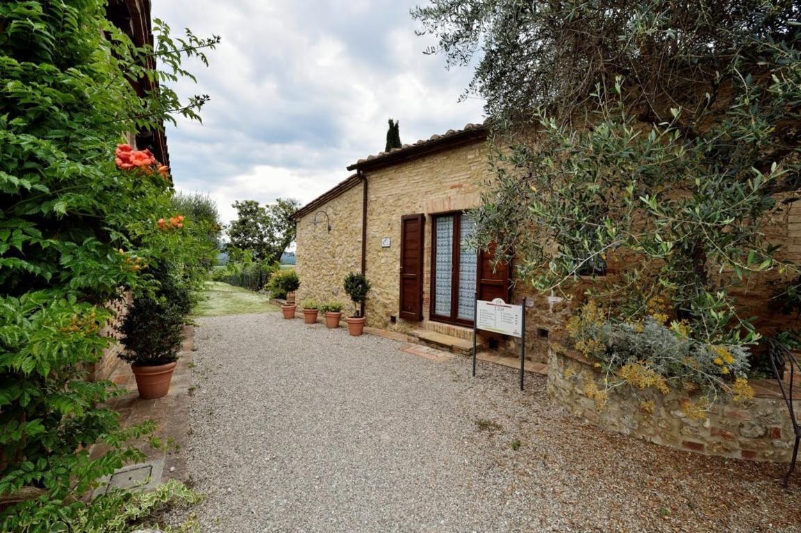 L'Aia Country Holidays Siena Exterior photo