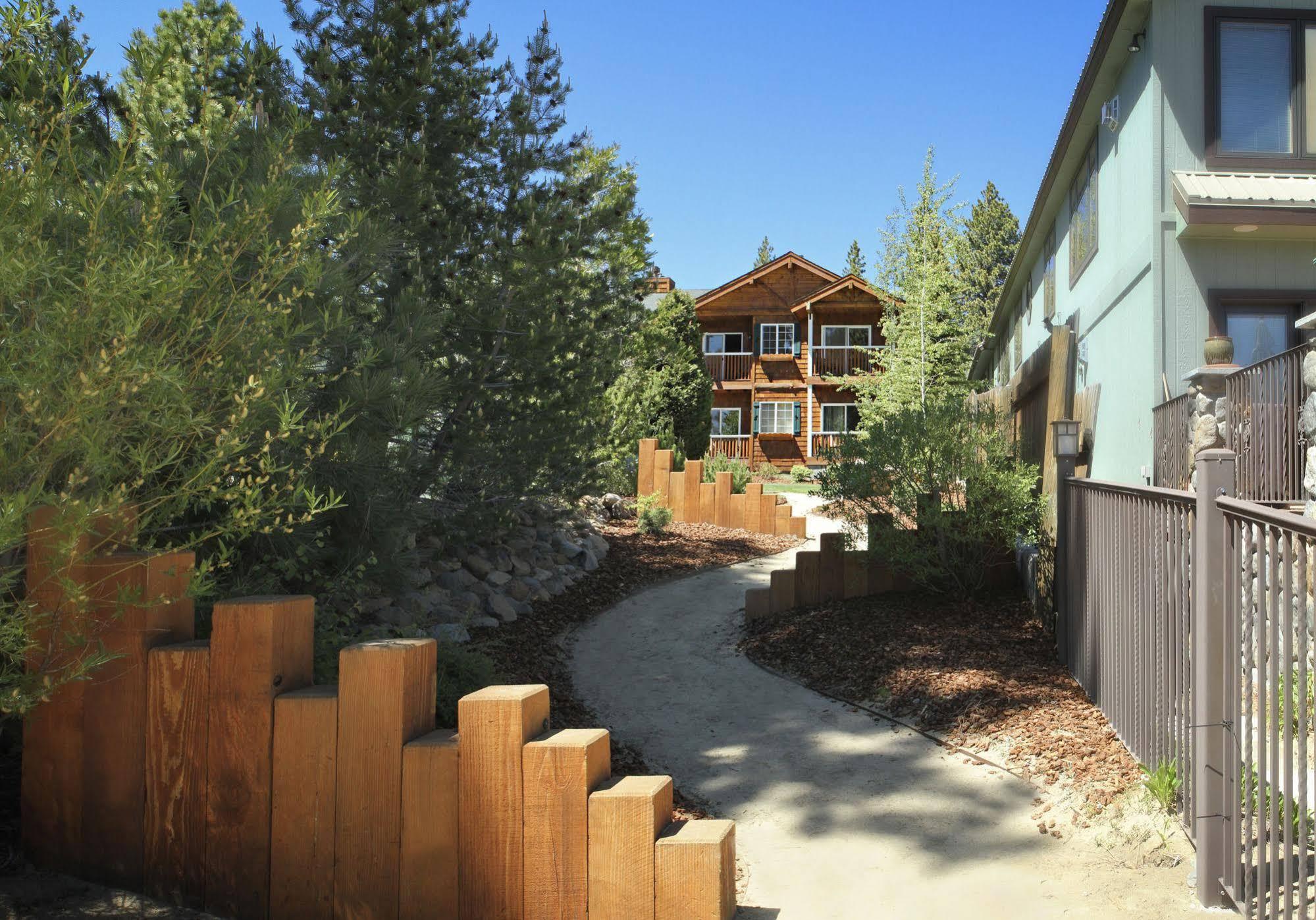 Red Wolf Lakeside Lodge Tahoe Vista Exterior photo
