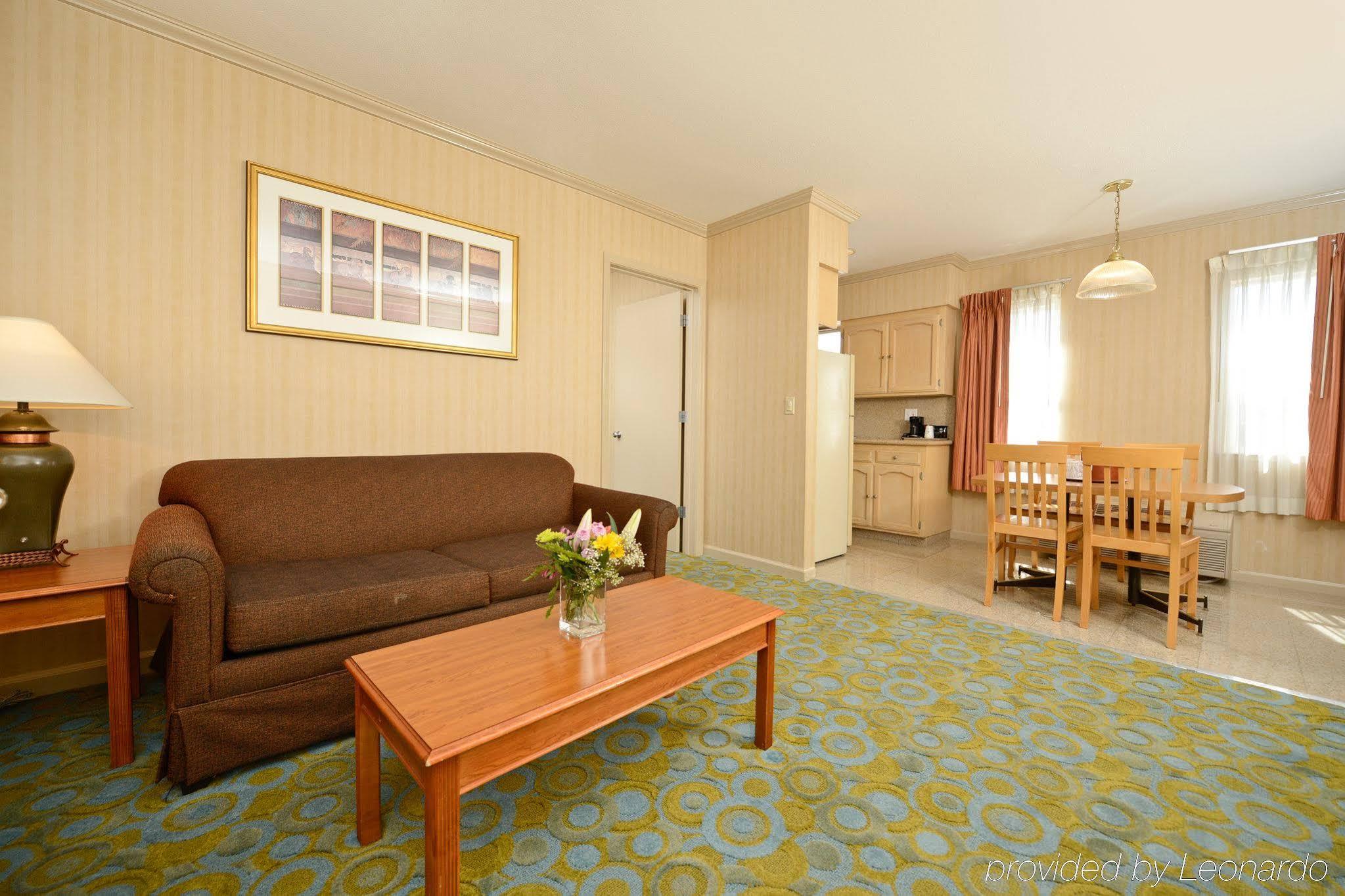 Best Western Plus Executive Suites Redwood City Exterior photo