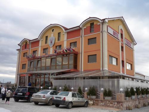Hotel Transit Oradea Exterior photo