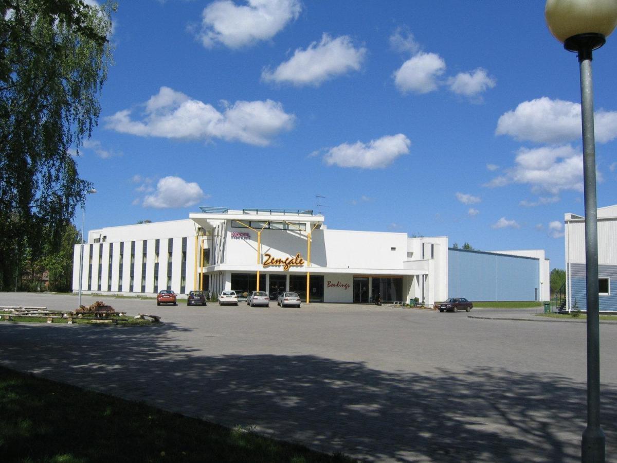 Zemgale Hotel Jelgava Exterior photo