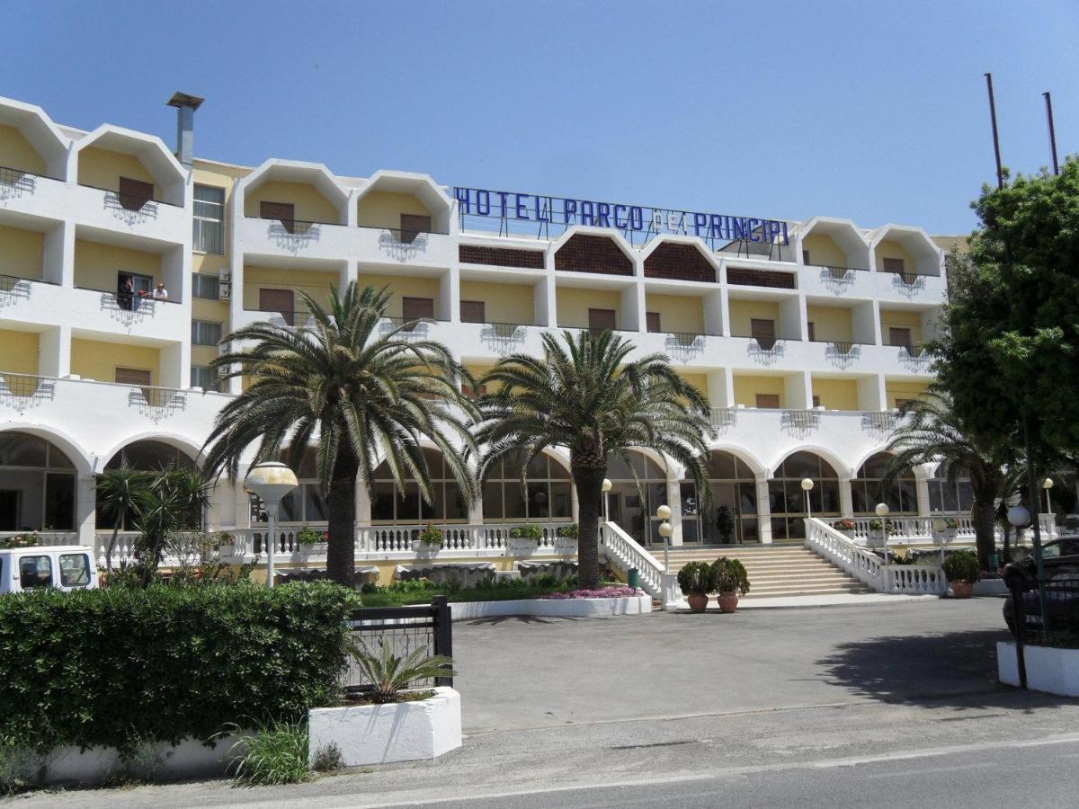 Hotel Parco Dei Principi Scalea Exterior photo