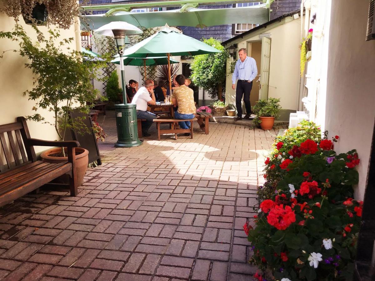 The White Hart Hotel Moretonhampstead Exterior photo