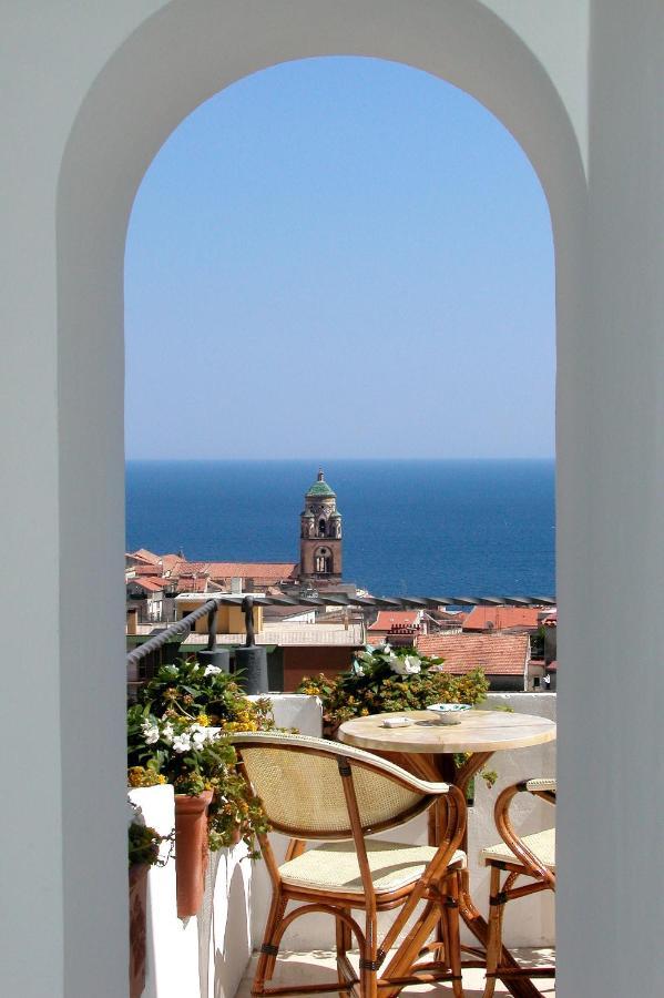 Villa Lara Hotel Amalfi Exterior photo