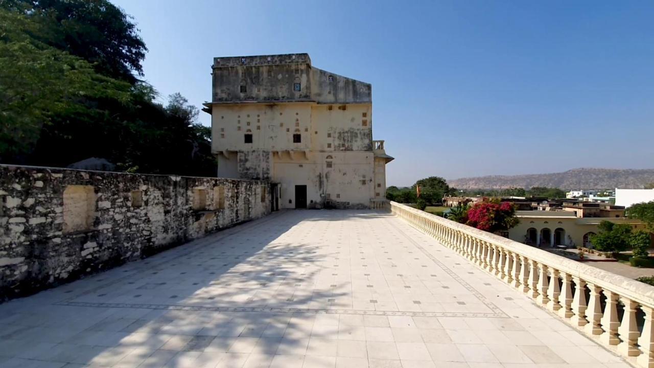 Castle Kalwar Pachar Exterior photo