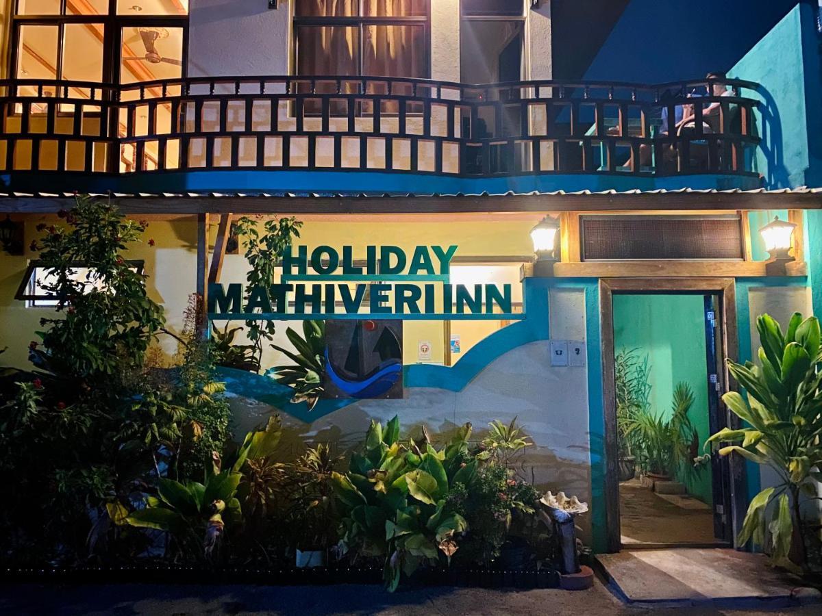 Holiday Mathiveri Inn Exterior photo