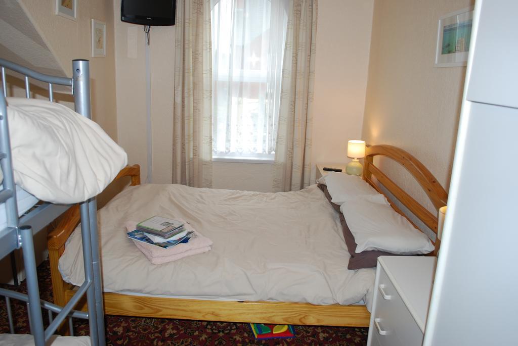 Mayville Guest House Bridlington Room photo