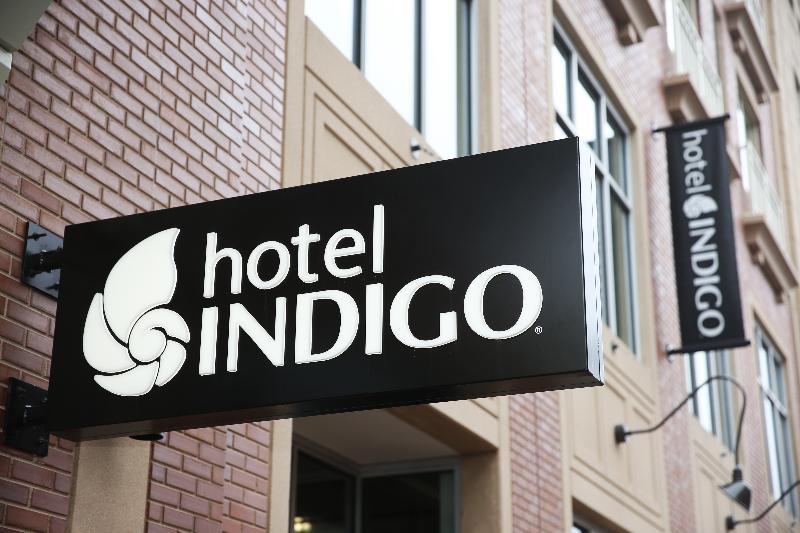 Hotel Indigo Naperville Riverwalk, An Ihg Hotel Exterior photo
