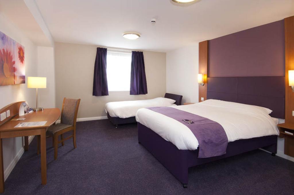 Doubletree By Hilton Edinburgh - Queensferry Crossing North Queensferry Room photo