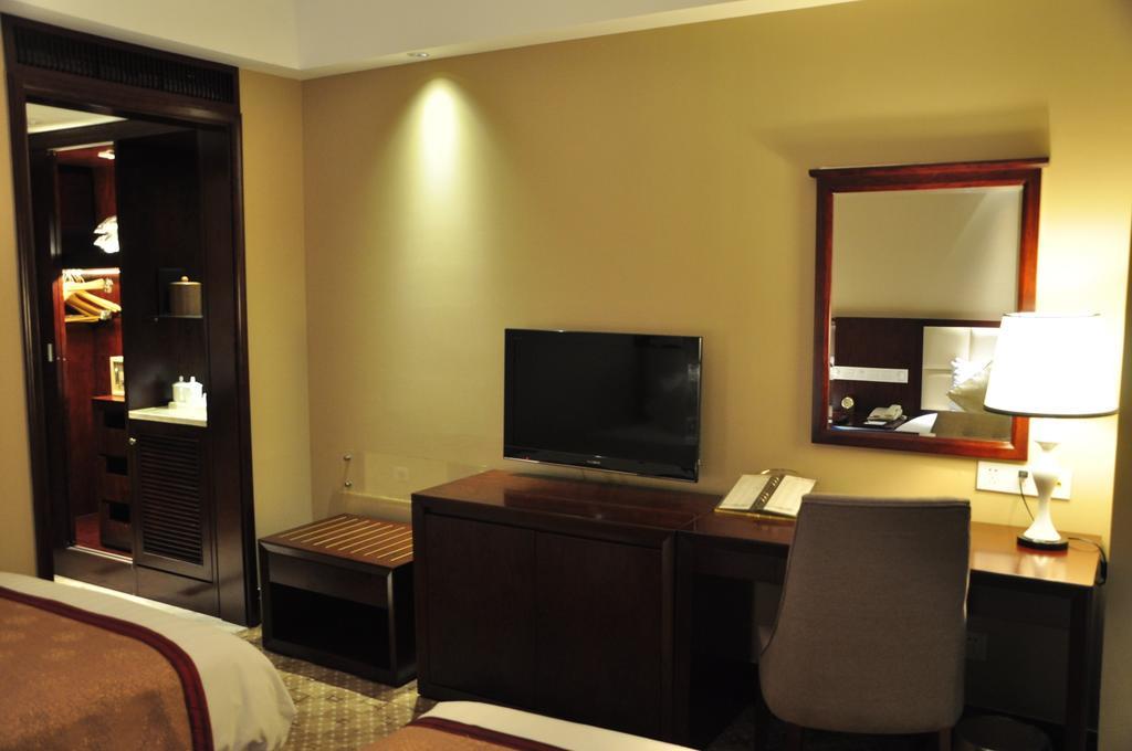 Oriental Deluxe Hotel Zhejiang Hangzhou Room photo
