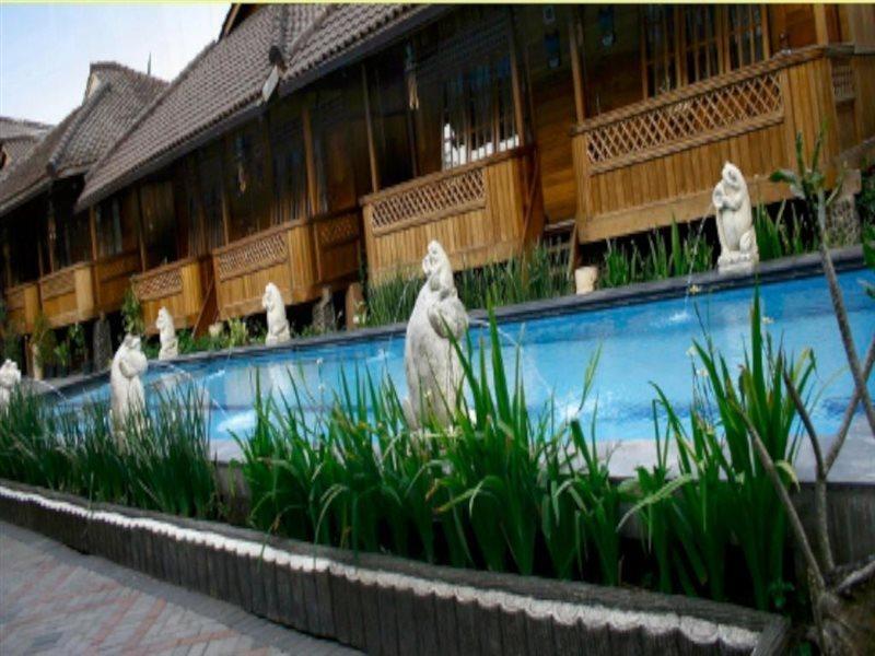 Pesona Bamboe Hotel Bandung Exterior photo