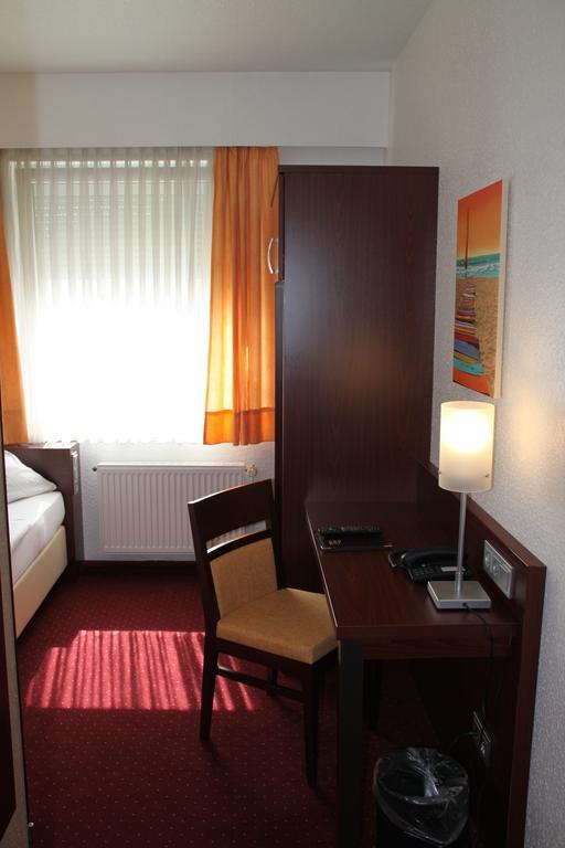 Haus Sparkuhl Hotel Garni Hannover Room photo
