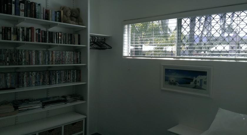 Trinity Tropical Oasis Holiday House Cairns Room photo