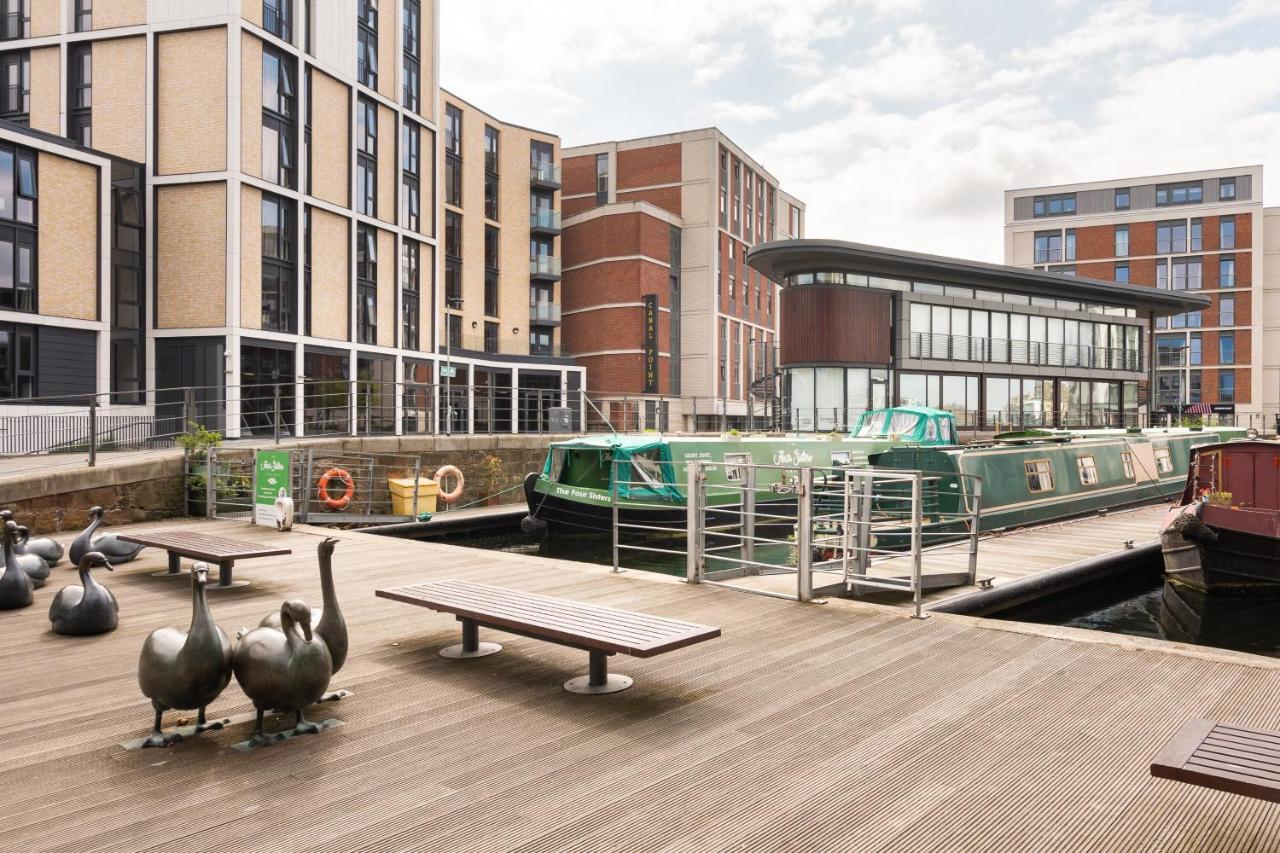 The Four Sisters Boatel - Houseboat Hotel Edinburgh Exterior photo