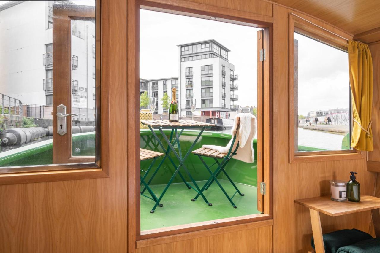The Four Sisters Boatel - Houseboat Hotel Edinburgh Exterior photo