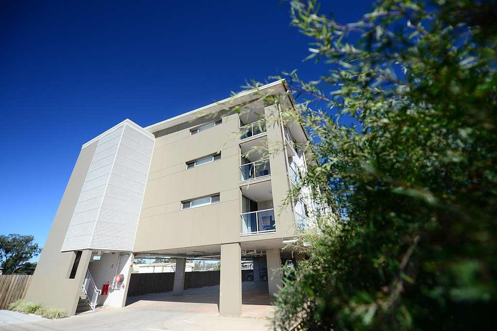 Oaks Moranbah Suites Exterior photo