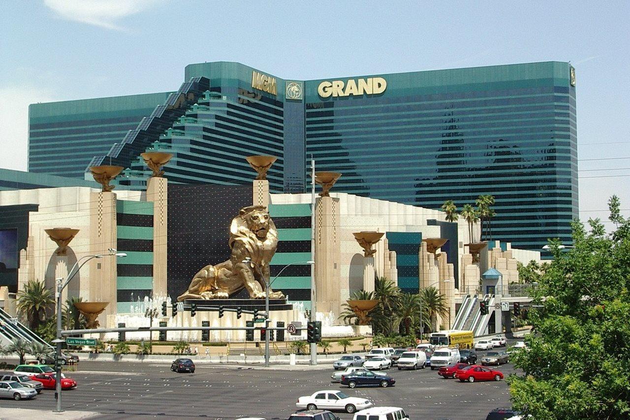 Skylofts At Mgm Grand Hotel Las Vegas Exterior photo