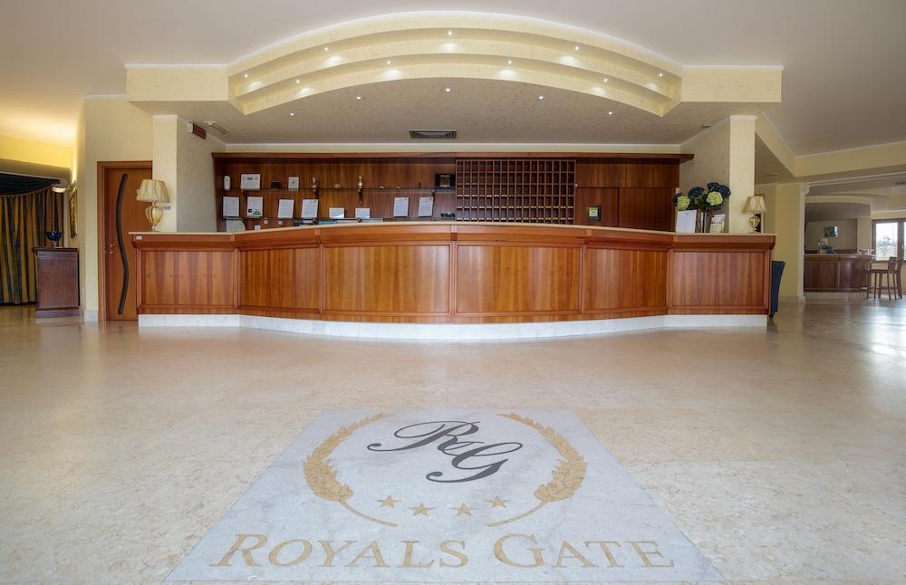 Royals Gate Hotel Rodi Garganico Exterior photo