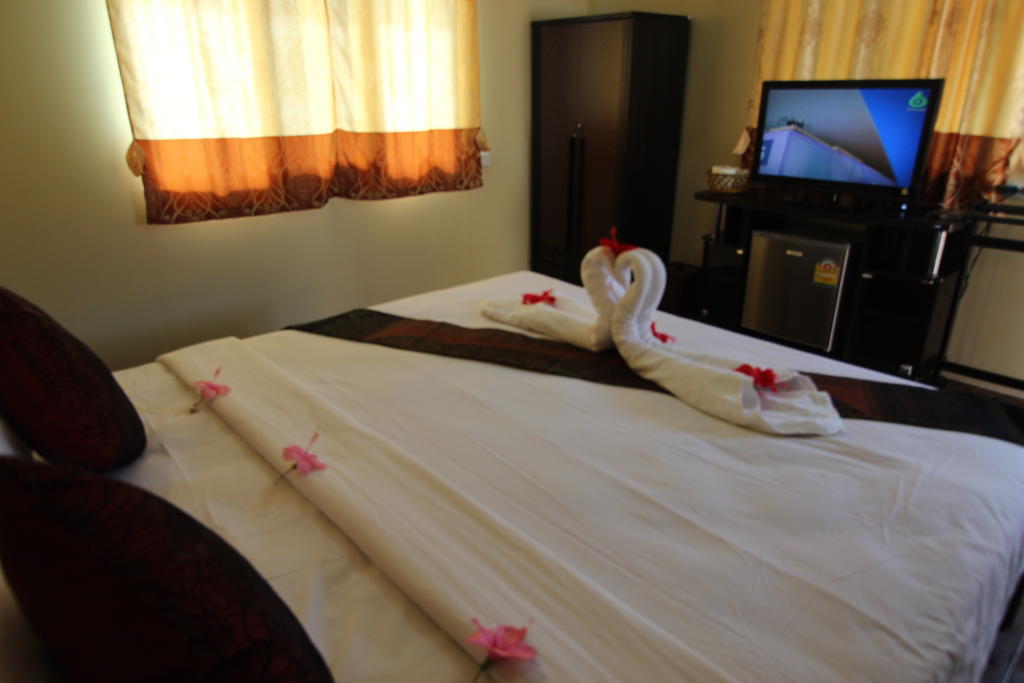 Phi Phi Ba Kao Bay Resort Room photo