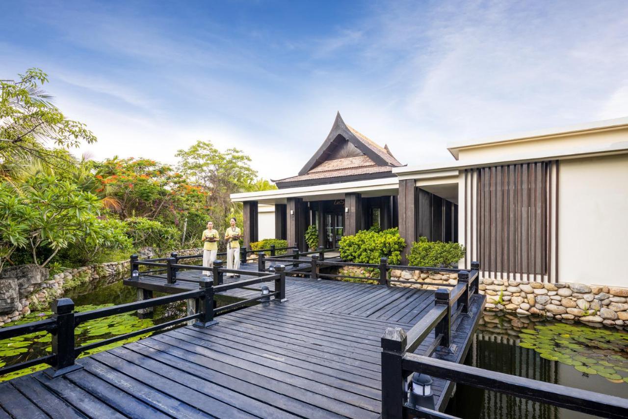 Pullman Sanya Yalong Bay Villas & Resort Exterior photo