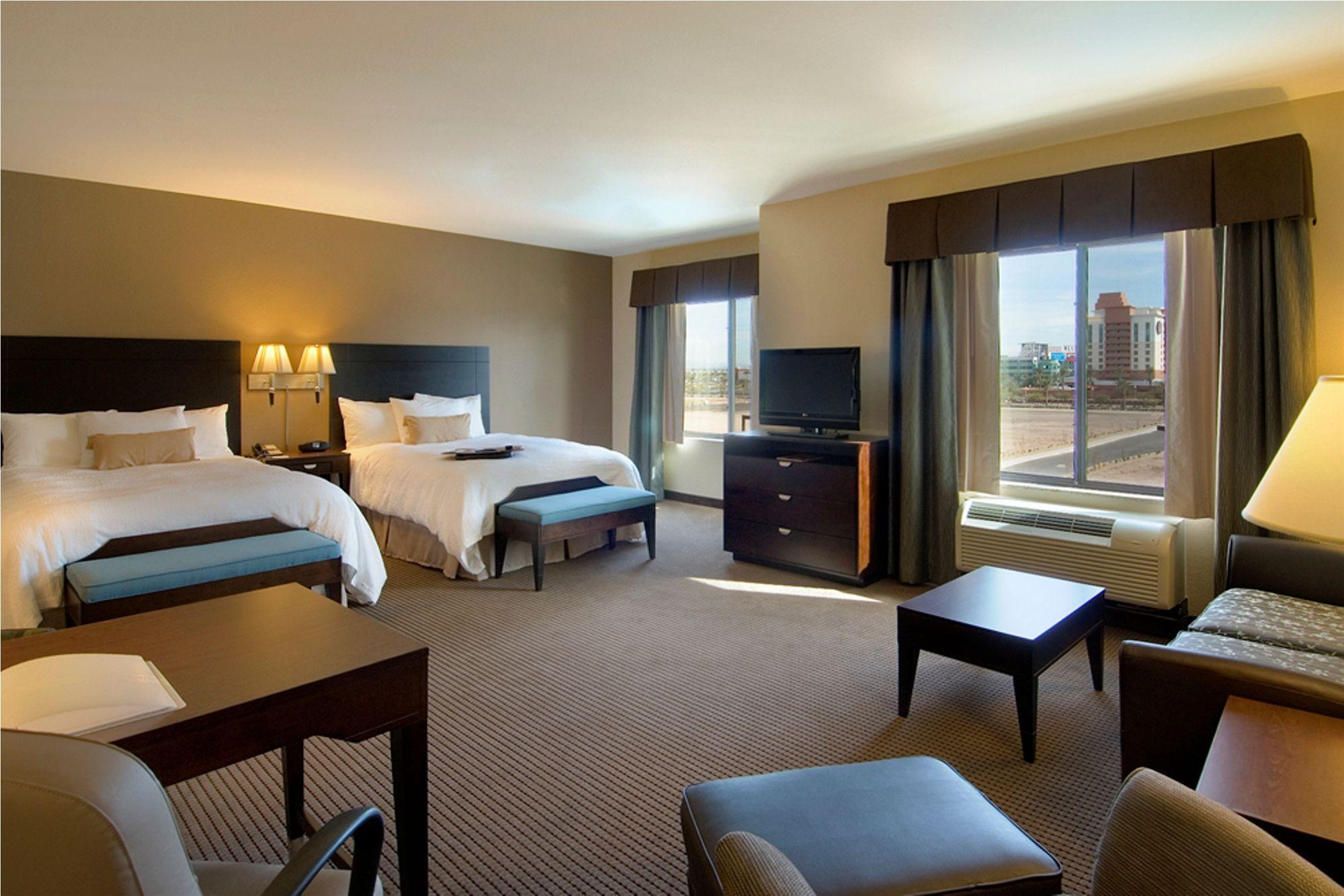 Hampton Inn & Suites Phoenix Glendale-Westgate Room photo
