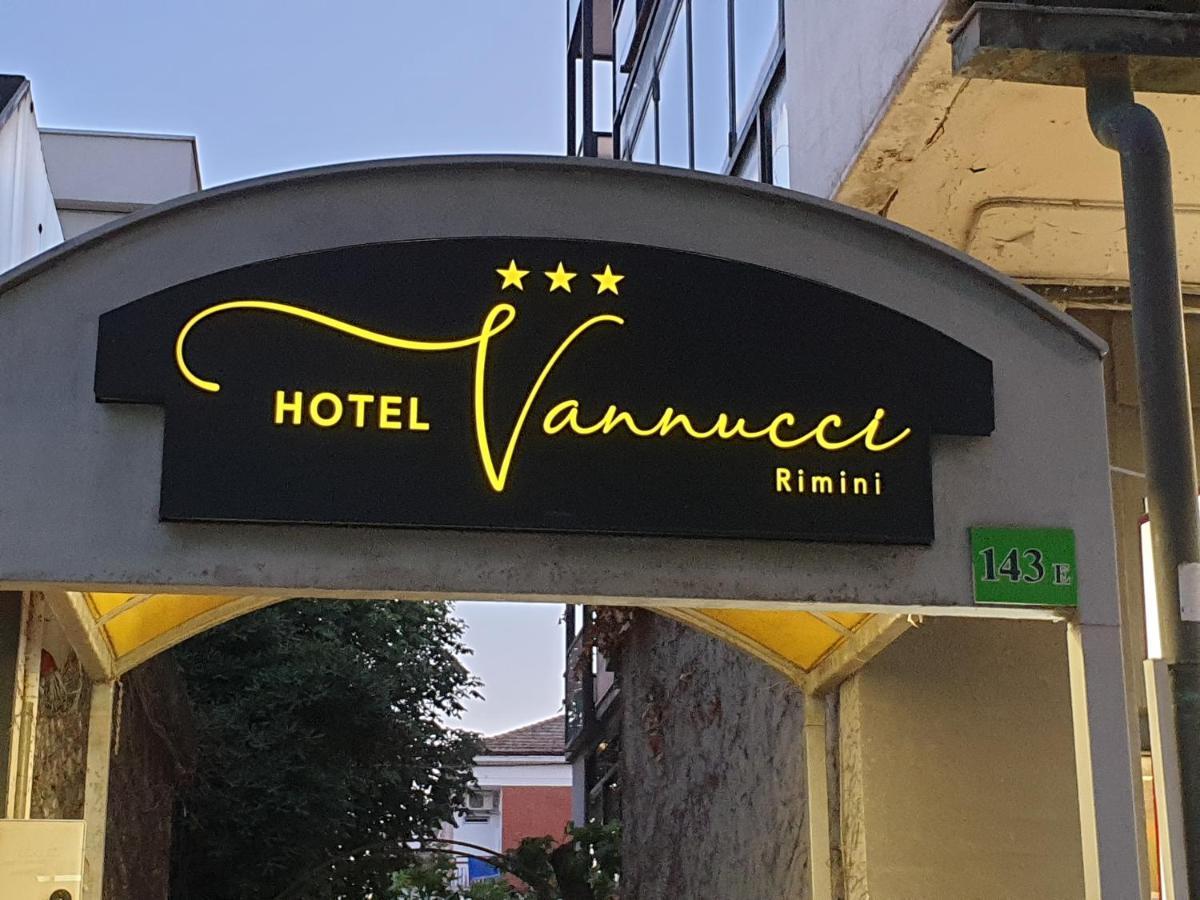 Hotel Vannucci Rimini Exterior photo