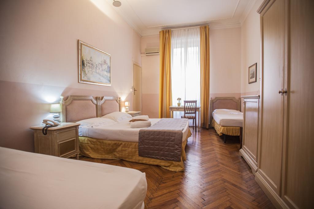 Hotel Adler Rome Room photo