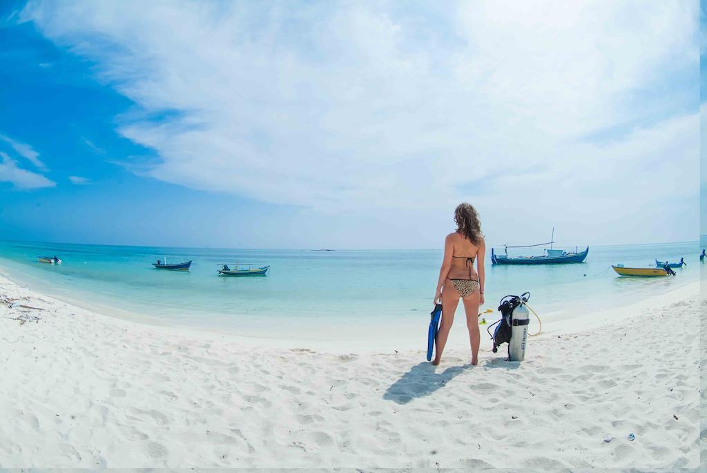 Serene Sky Guest House Thoddoo Exterior photo