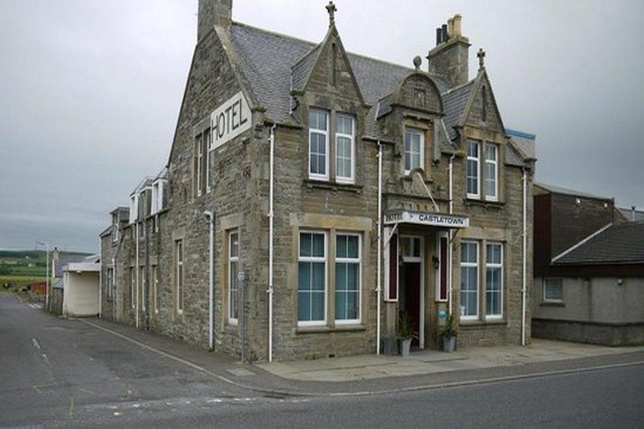 Castletown Hotel Exterior photo