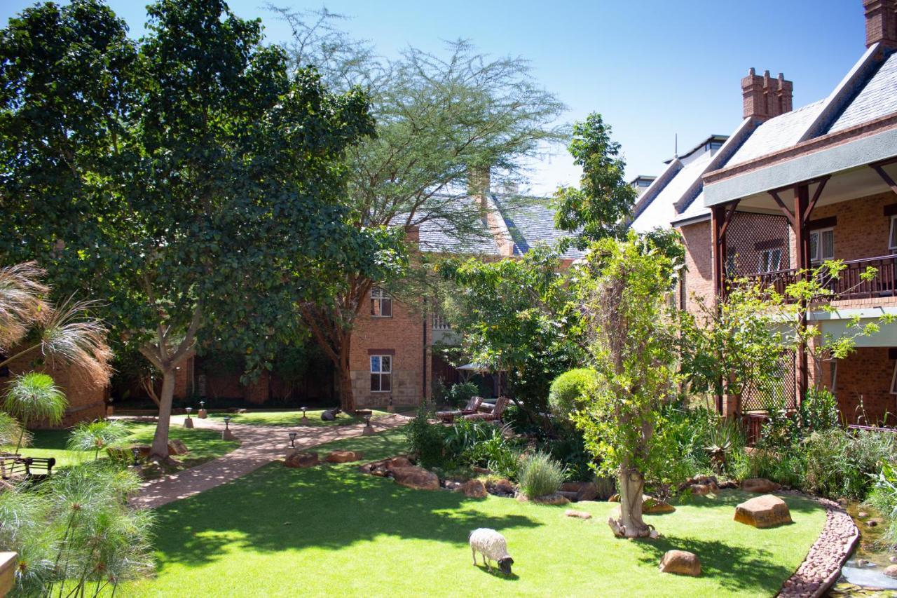 Premier Hotel Quatermain Johannesburg Exterior photo