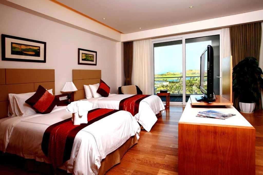 Mingshen Golf & Bay Resort Sanya Room photo