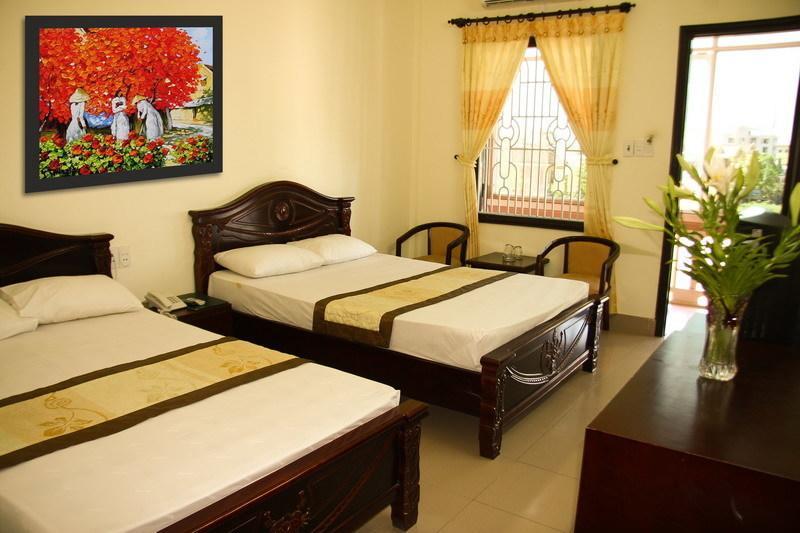 Truong Phu Hotel Hue Room photo
