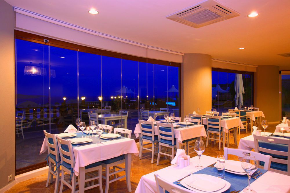 Temenos Luxury Suites Hotel & Spa Ortakent Restaurant photo