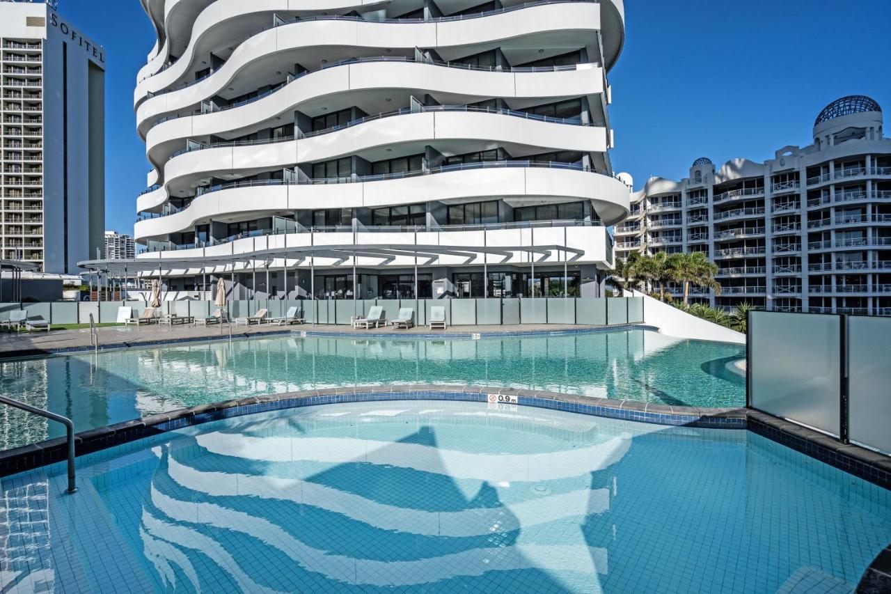 The Wave Resort Gold Coast Exterior photo