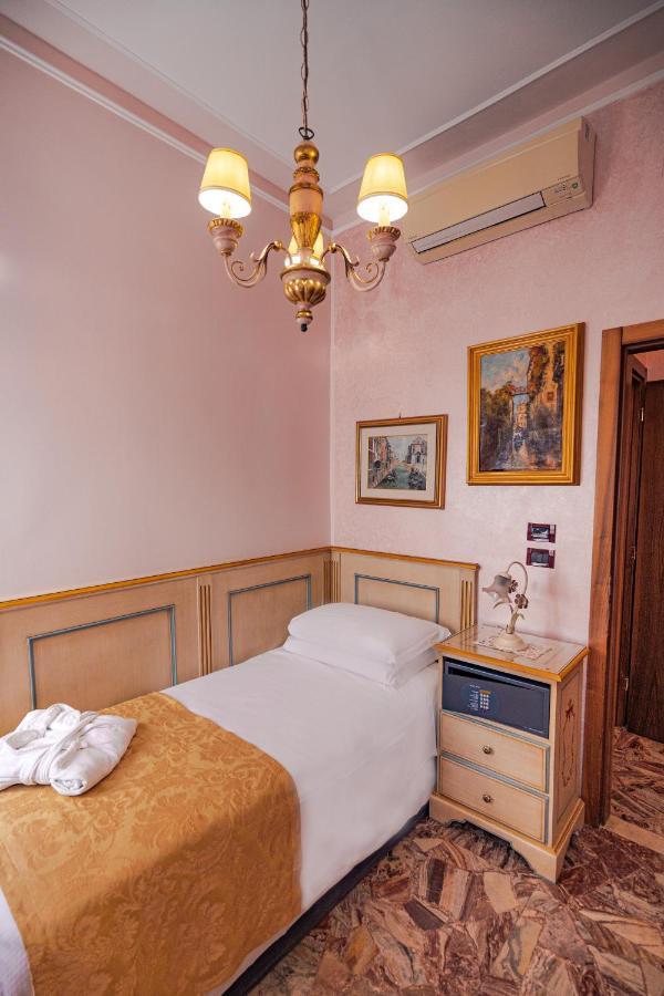 Hotel Al Piave Venice Exterior photo