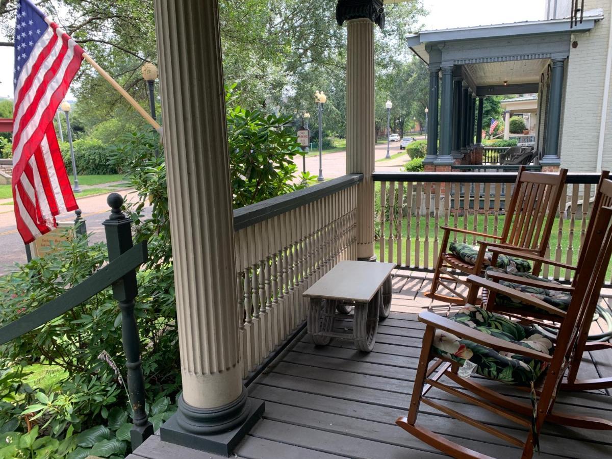 Bayberry House Bed And Breakfast Steubenville Exterior photo