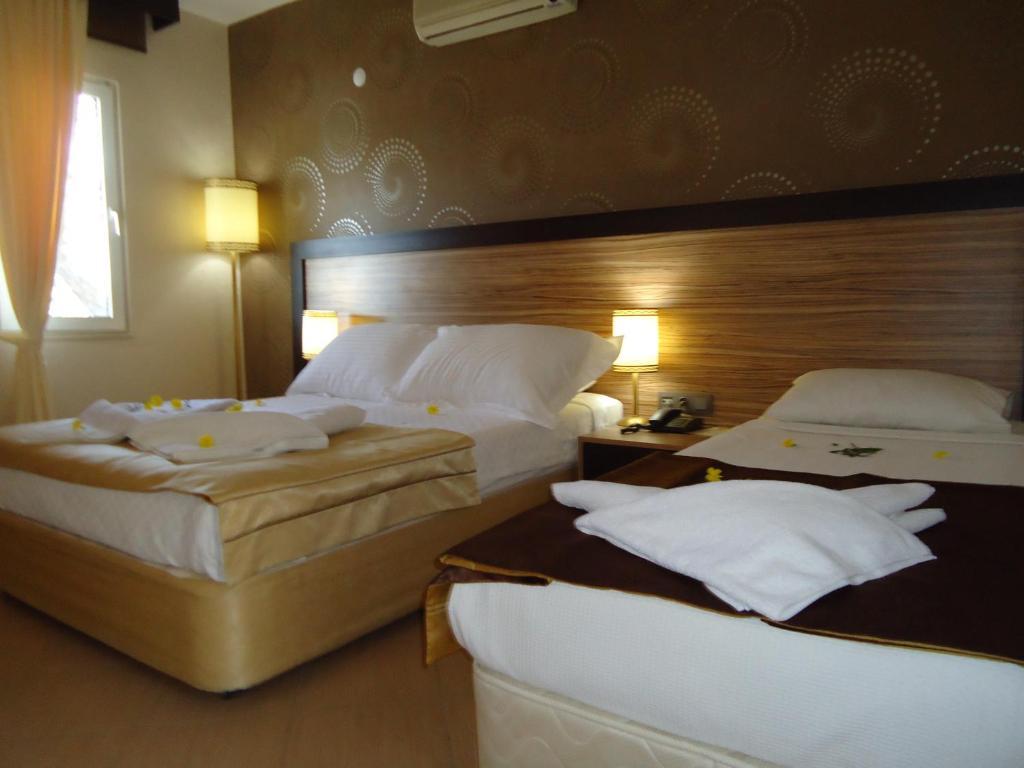 Ayvalik Beach Hotel Room photo
