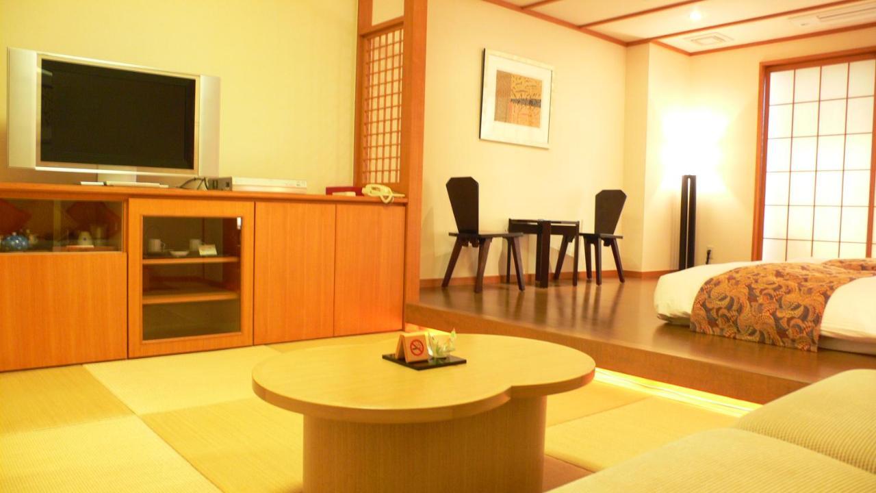 Dogo Prince Hotel Matsuyama  Exterior photo