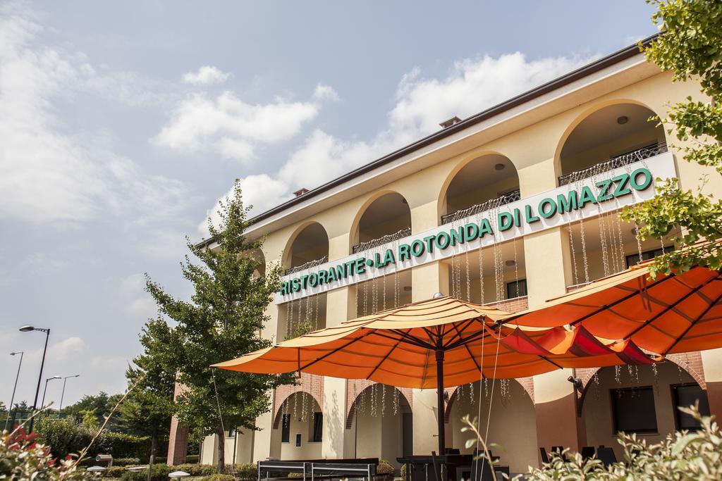 Just Hotel Lomazzo Fiera Exterior photo