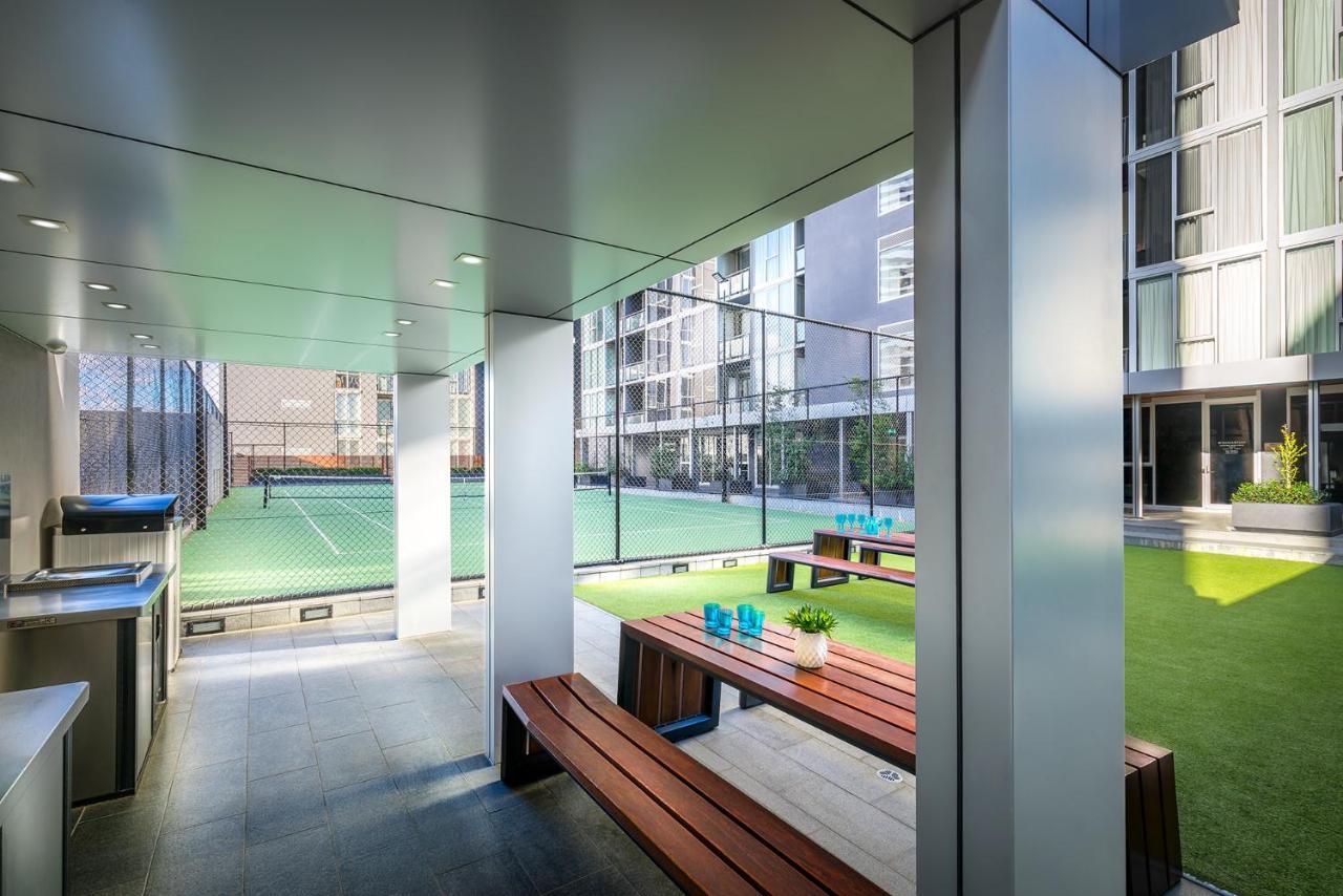 Milano Serviced Apartments Melbourne Exterior photo