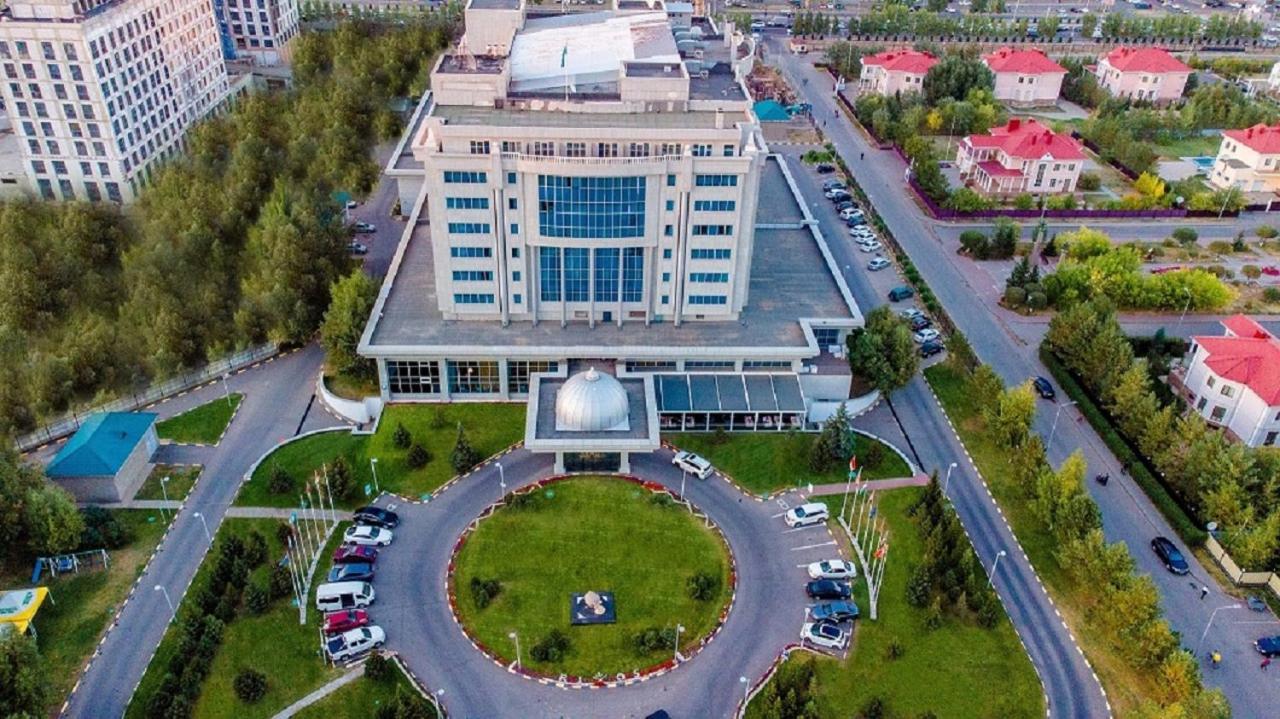 Rixos President Hotel Astana Exterior photo